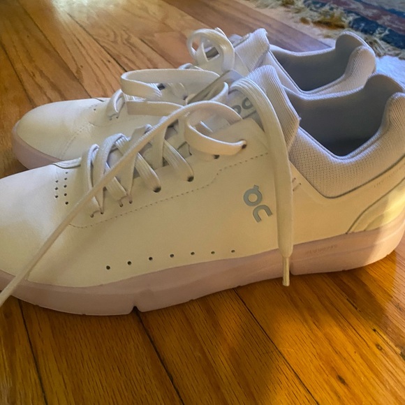 On Rodger size 10 unworn - Picture 5 of 8